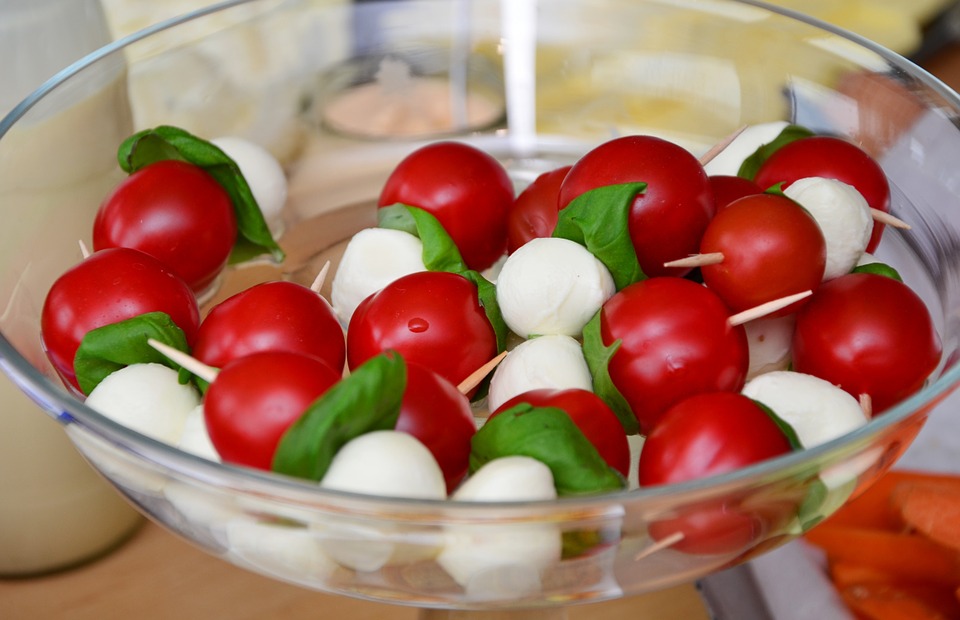 tomato-mozzarella-653838_960_720