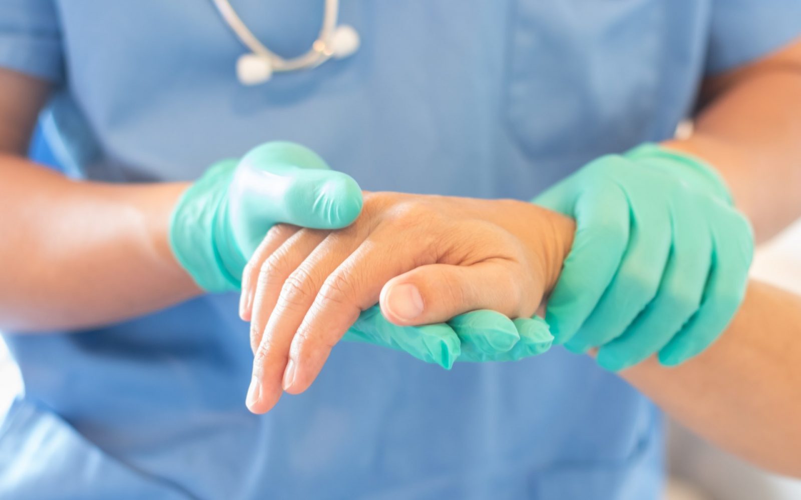 operacija zdravnik podora pacient anestezija kirurgija