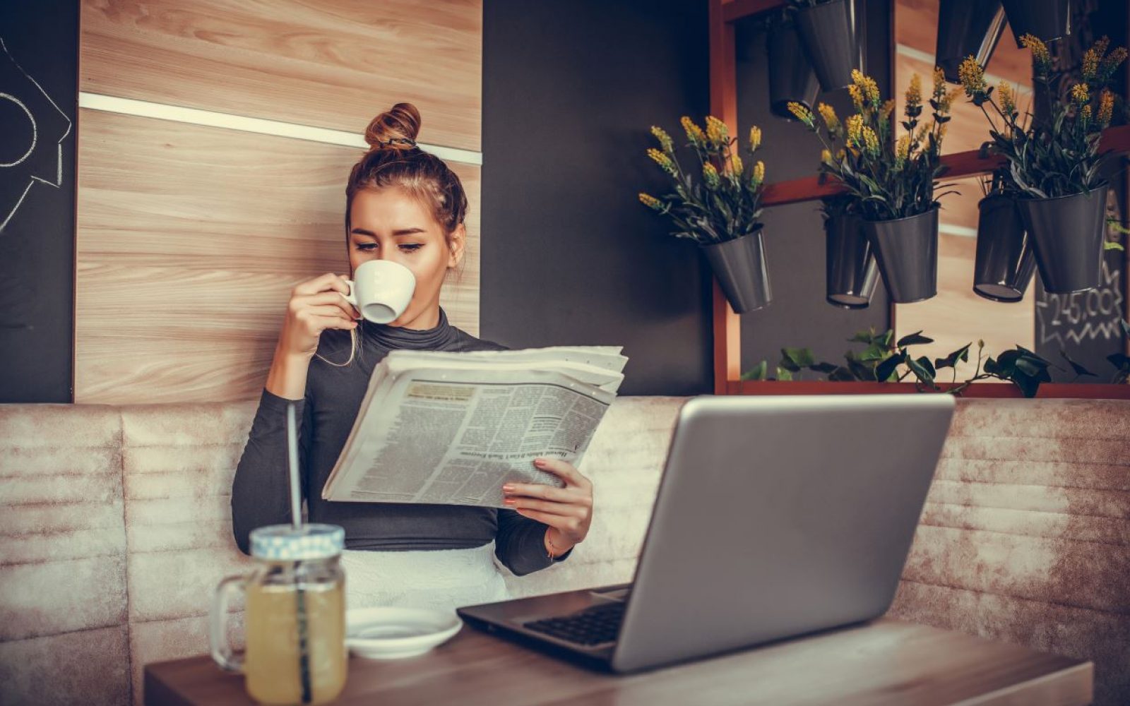 ženska podjetnica delo na terenu