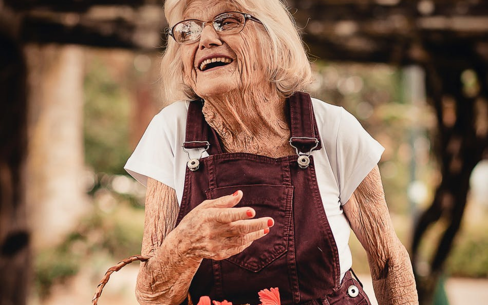 S čim lahko premagamo starostno degeneracijo rumene pege?