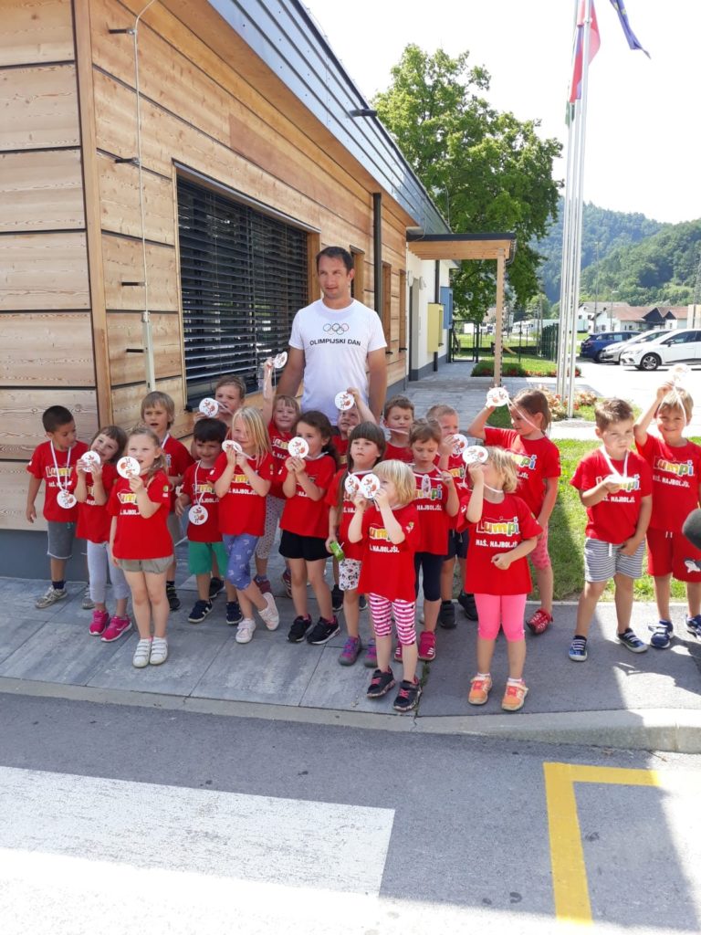 Primož Kozmus in otroci