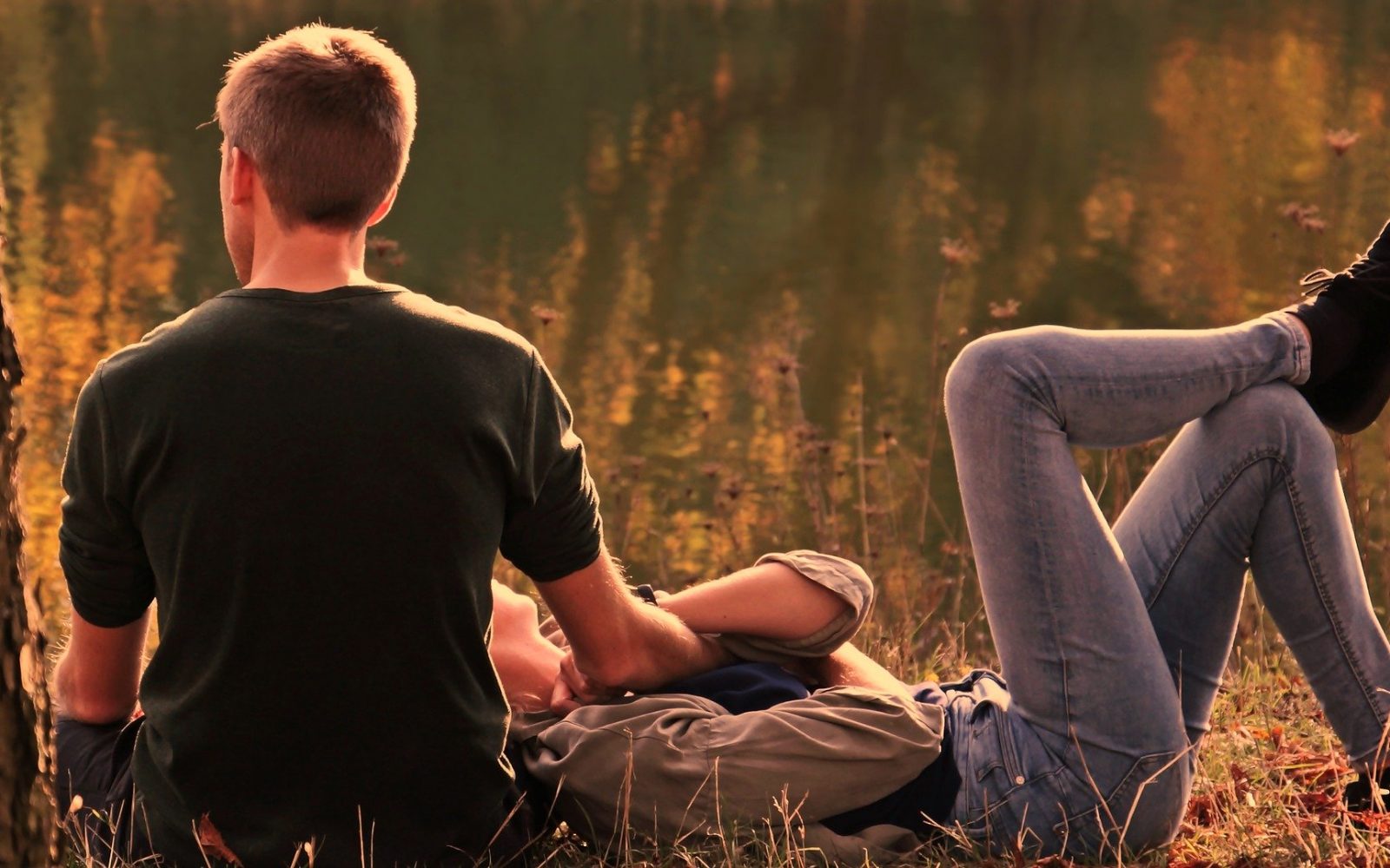 fant in punca jesen v naravi par