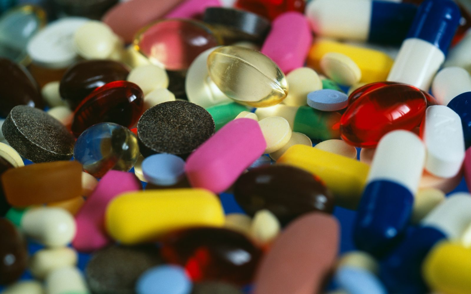 Krvavitve, aritmije, krči: previdno, če jemljete ta zdravila