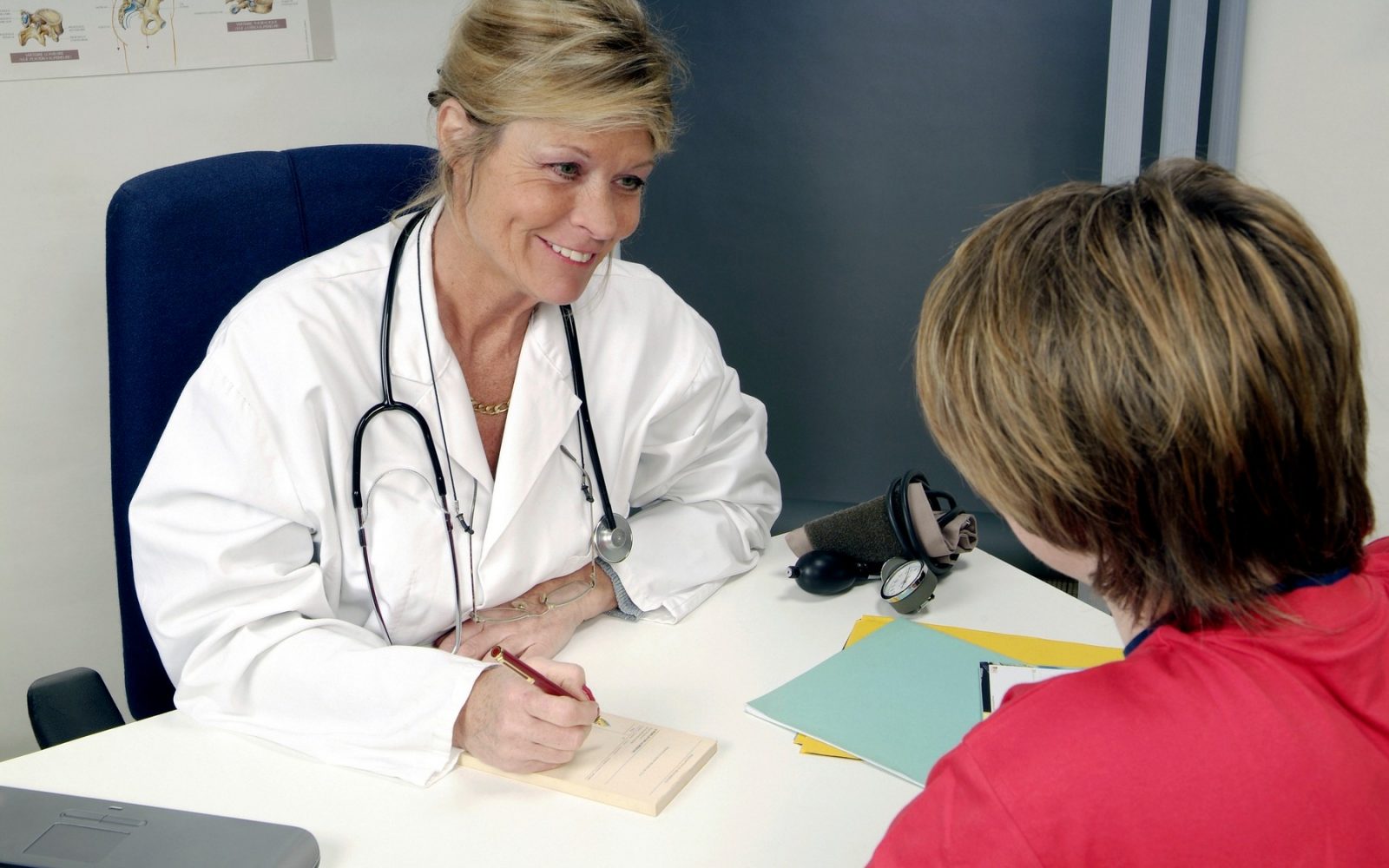 pogovor v zdravniški ambulanti