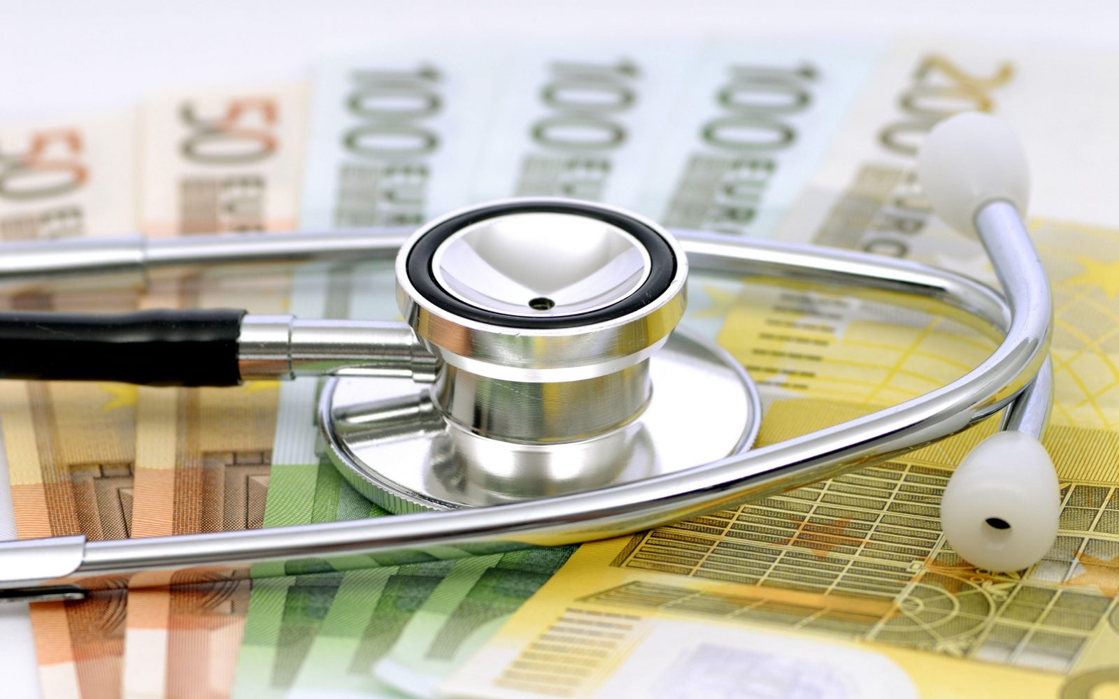 Ne spreglejte: teh medicinskih pripomočkov vam ne smejo zaračunati
