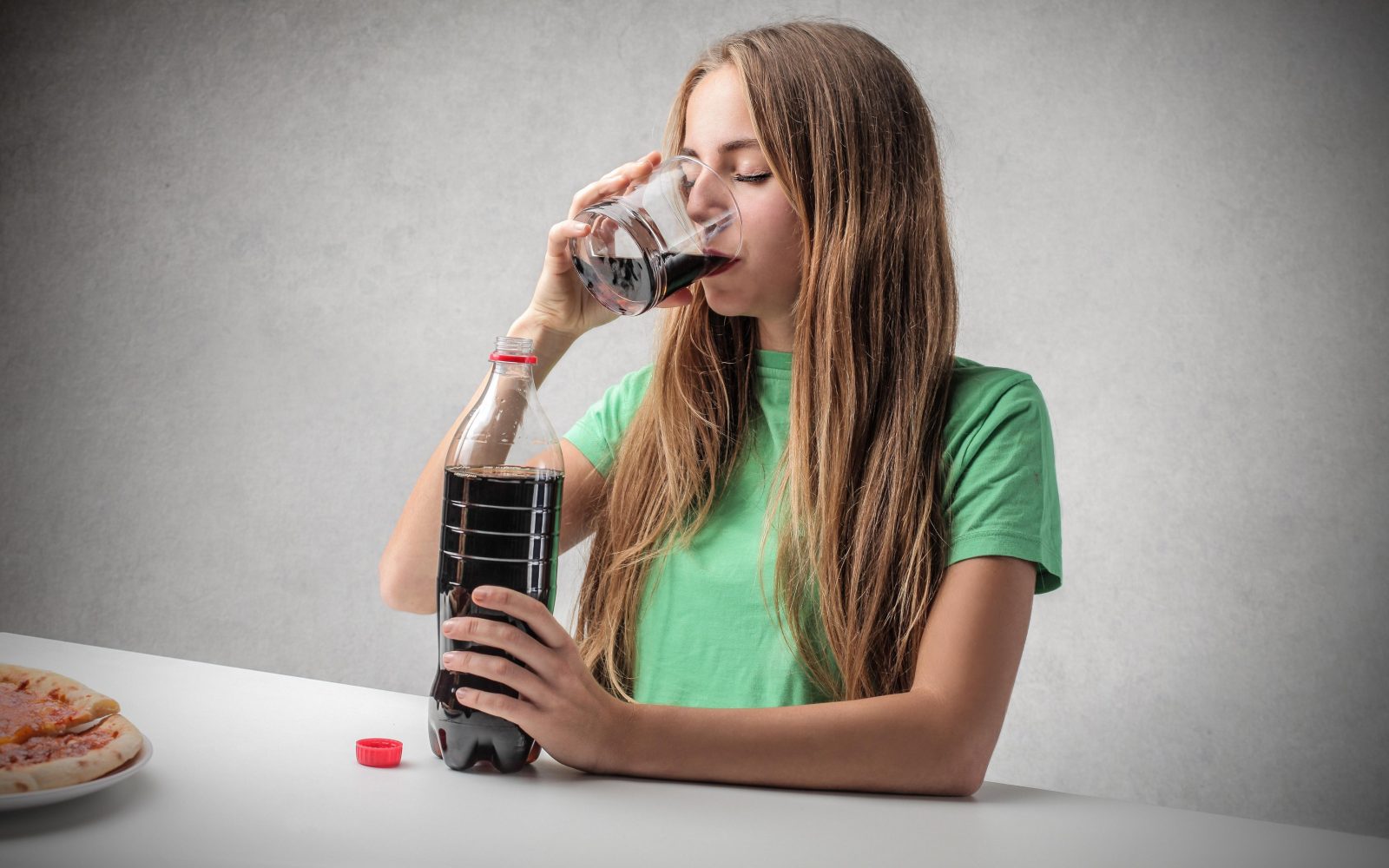 Sestavina, ki jo uživamo praktično vsi, lahko povroča raka. Kdaj smo ogroženi?