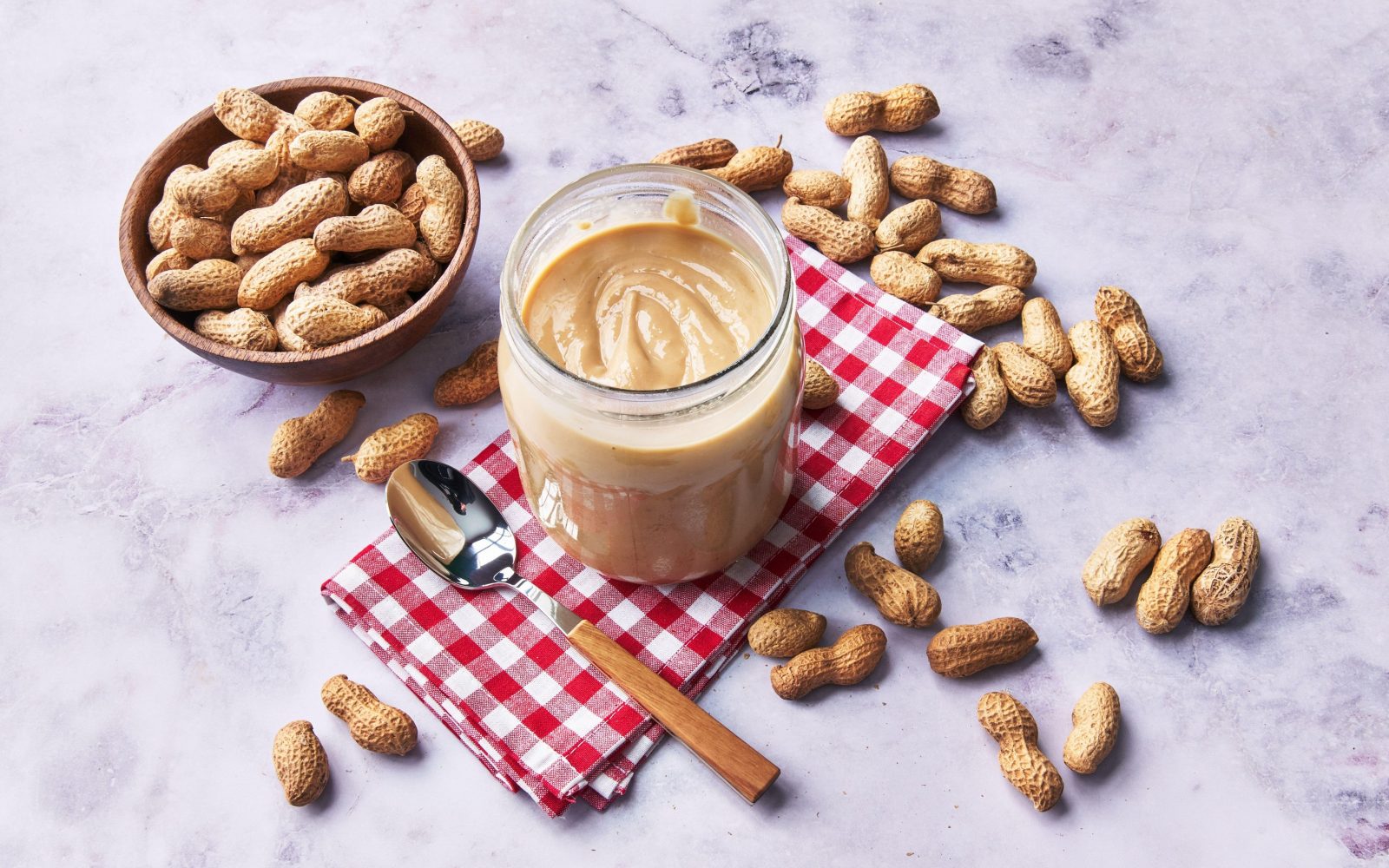 arašidi, arašidovo maslo, skleda arašidov