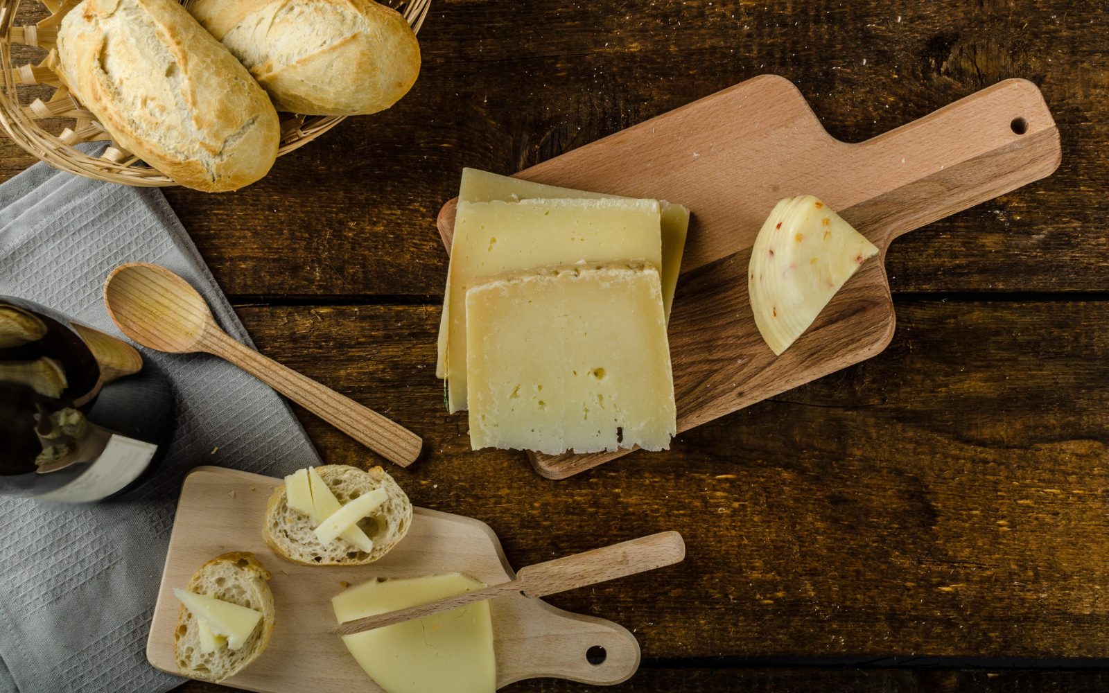 Sir, laktoza, mlečne beljakovine,