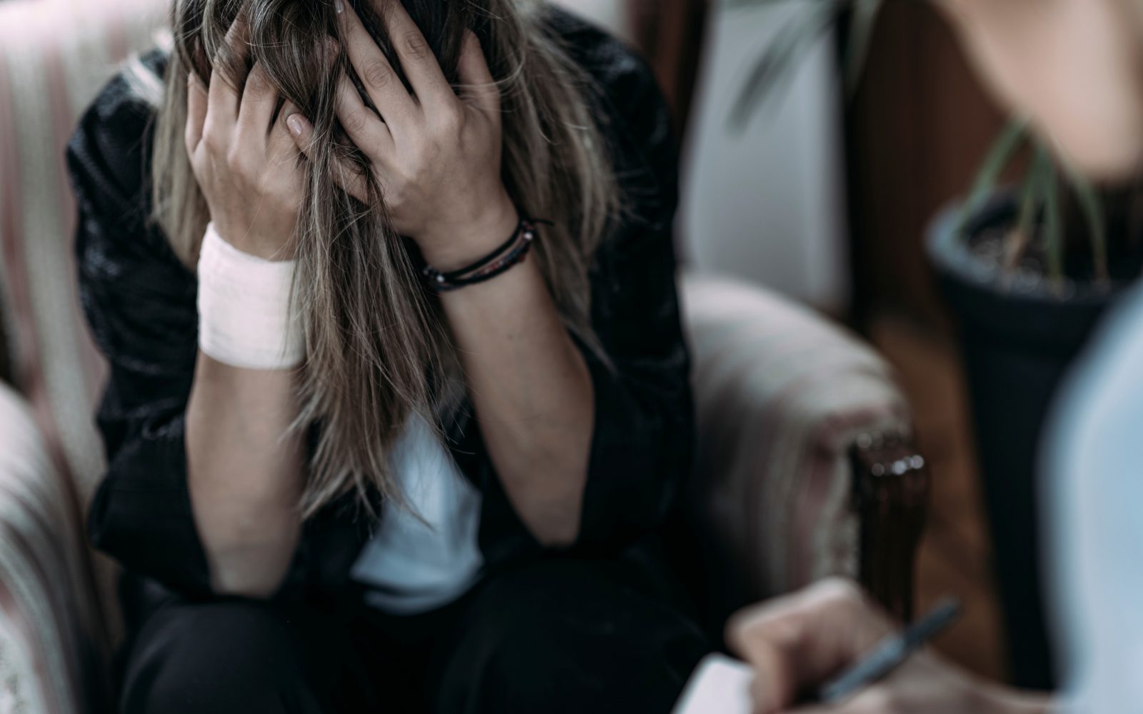 travma, stres, žalost, terapija