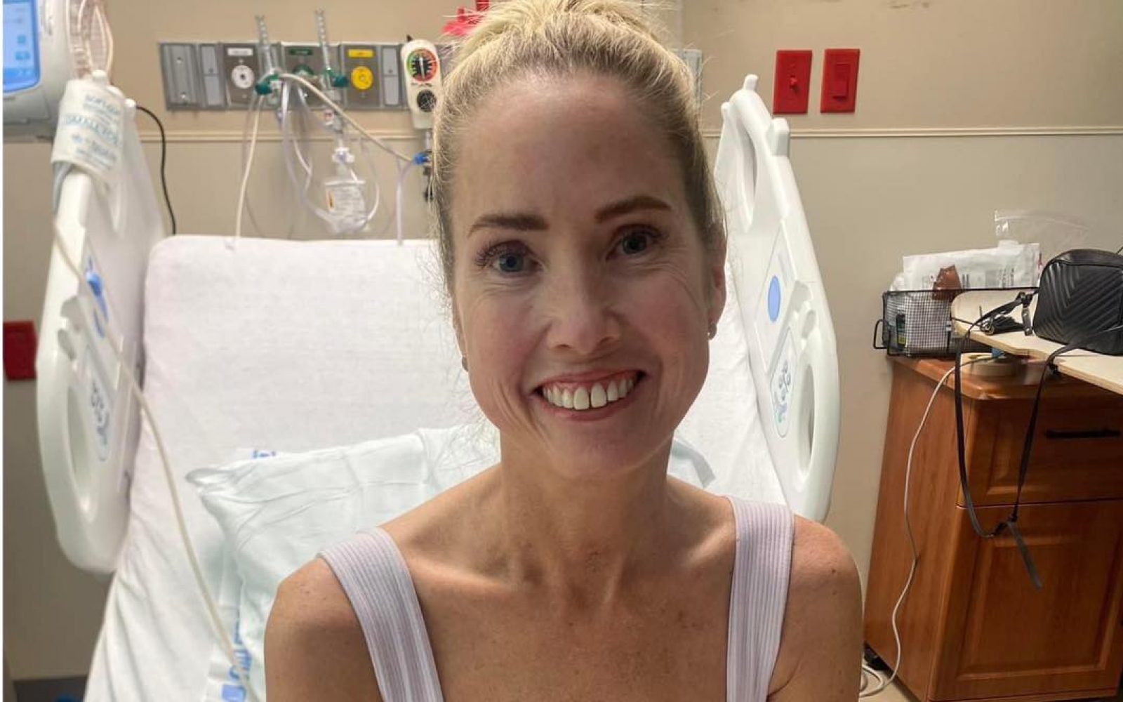 51-letna učiteljica mislila, da je staknila prehlad, na koncu je ostala brez okončin