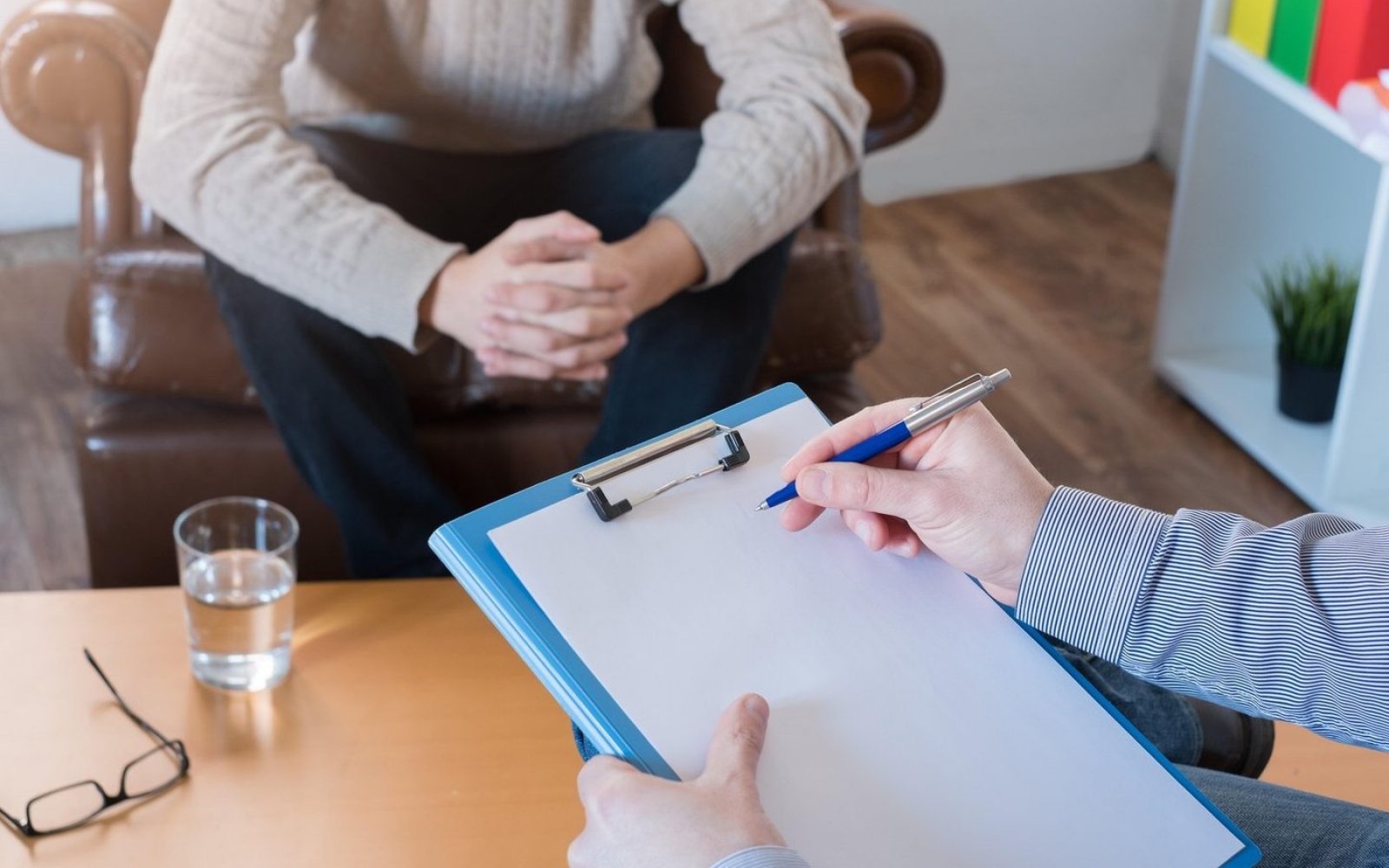 Intervju: “Ljudje morajo dobiti dostop do brezplačne obravnave, za katero ne bo treba čakati več let”