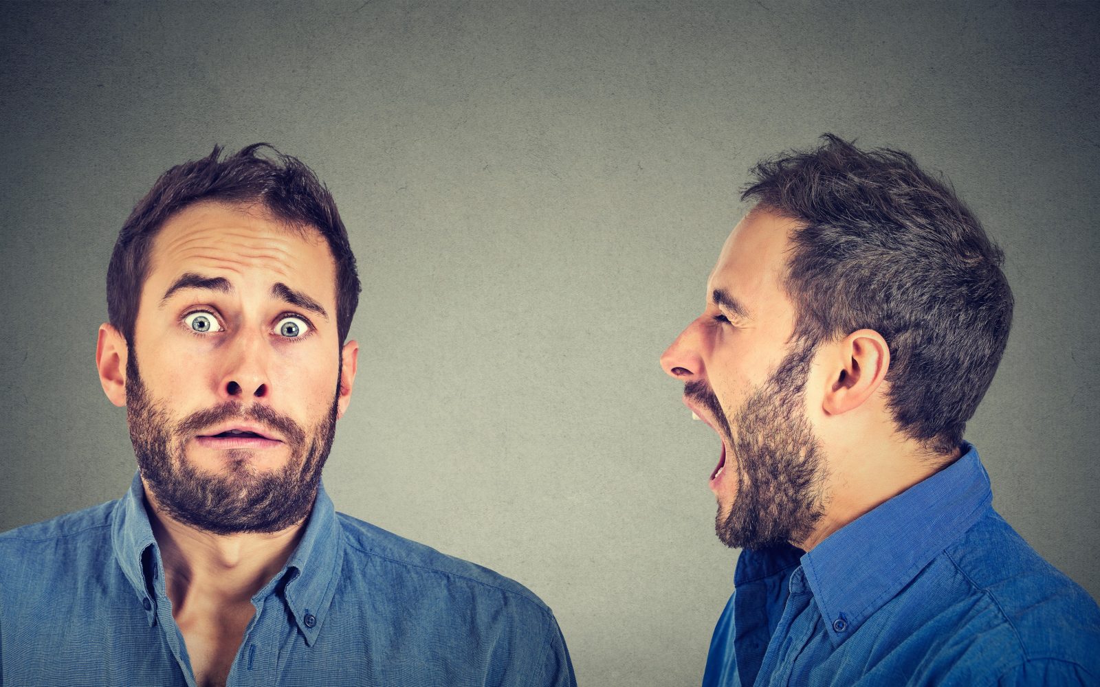 Dve fotografiji istega moškega, na eni je prestrašen, na drugi kriči, koncept osebnosti, osebnostnih lastnosti