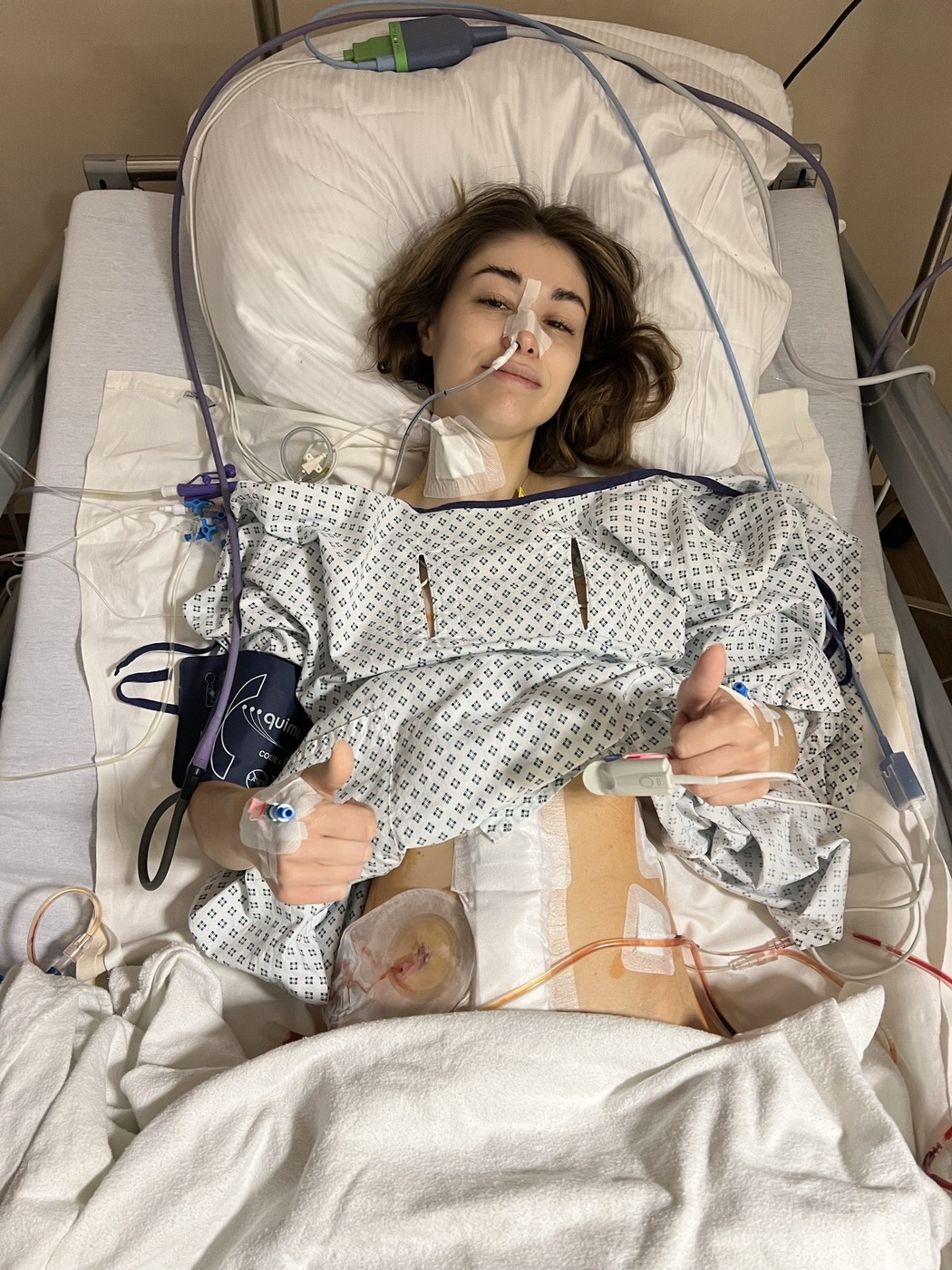 Kristina Bayus-Roszak, redka bolezen, MALS, Dunbarjev sindrom, hujšanje brez razloga, izguba apetita, bolečine v trebuhu, žilna bolezen, median arcuate ligament syndrome, operacija v Nemčiji, izkušnja bolnice, redke bolezni, zdravje žensk, prebavne težave, izguba telesne teže, hrana in bolečina, podpovprečna prekrvavitev, kompresija arterije