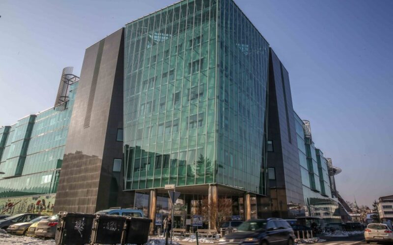 Pomagajmo otrokom, ki se zdravijo na Pediatrični kliniki. Se vidimo?