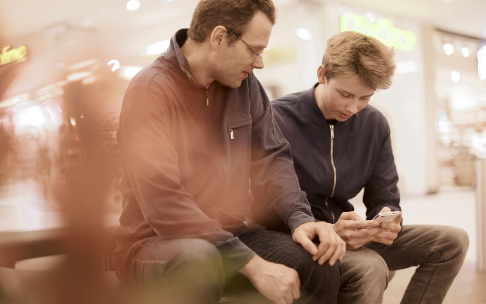 Zaskrbljen starš in otrok