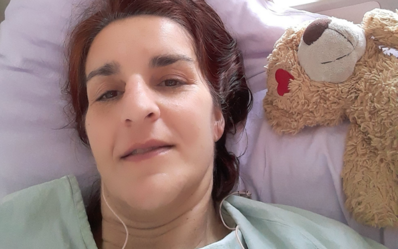 Ena na milijon: Neverjetna zgodba Slovenke z eno najredkejših bolezni krvi