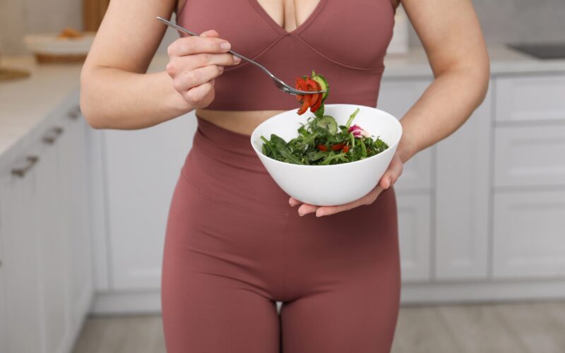 “Občudovali so mojo disciplino, jaz pa sem živela v strahu pred hrano…”