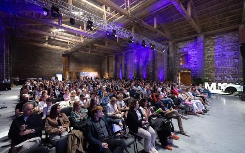 Vrhunski govorci, Joker Out in spektakel, ki ga ne smete zamuditi