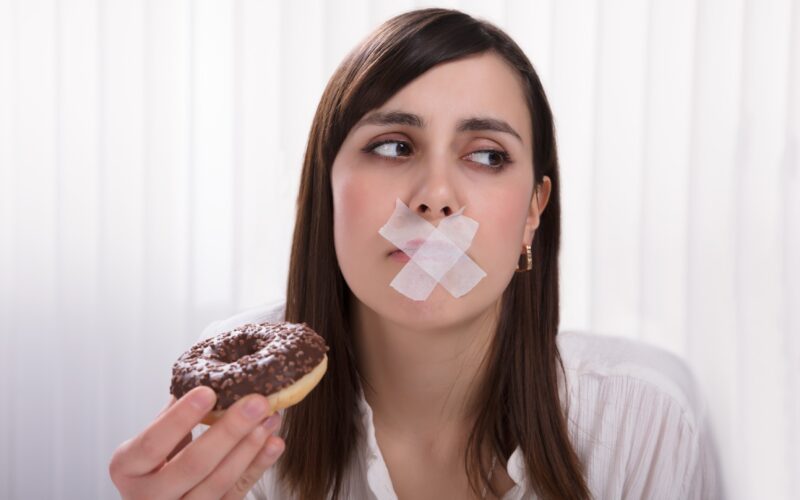 “Grešil(a) sem.” Kot da je hrana moralna disciplina