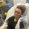 Claire Titterington, učiteljica športne vzgoje s hereditarnim angioedemom, ki povzroča hudo otekanje obraza, okončin in notranjih organov, v bolnišnici, čakajoč diagnozo