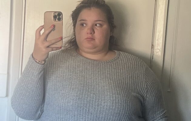 Rhiannon Chihi pred izgubo telesne teže, ko je tehtala 227 kilogramov.
