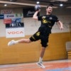 Gaj Gorenc med rokometno tekmo po vrnitvi po rupturi ACL