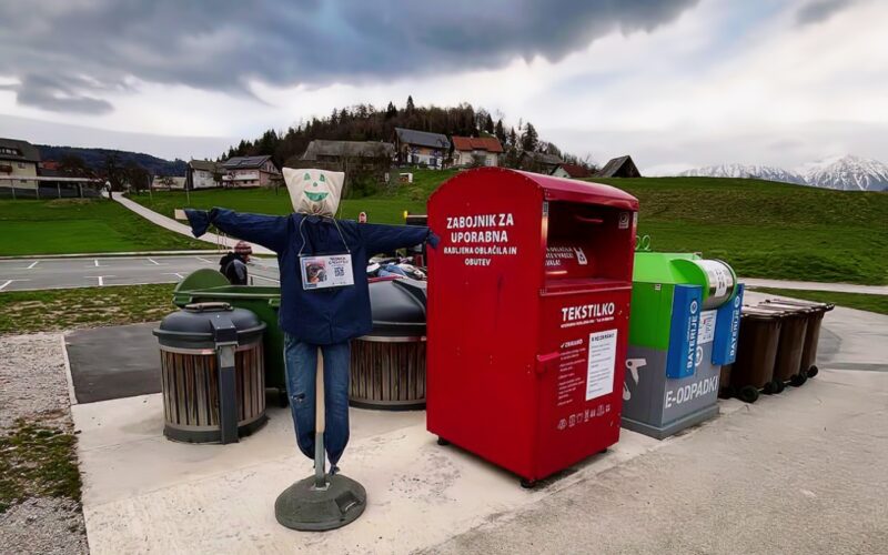Koliko oblačil zavržemo? Na Bledu bodo znova strašila
