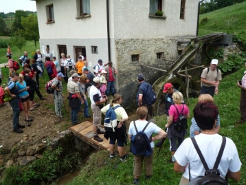 Zaživel nov večjezični portal o razbojniku Guzaju 38DE7B06-B6CD-11E1-8DAF-540A66B94067