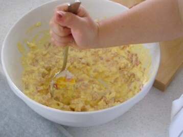 Jajčni namaz s skuto D10FA9B2-8541-11E1-8BF0-4FAE65B94067